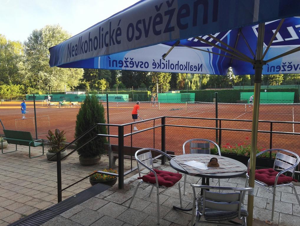 Penzion Tenis Podebrady Exterior photo