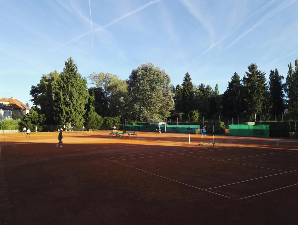 Penzion Tenis Podebrady Exterior photo